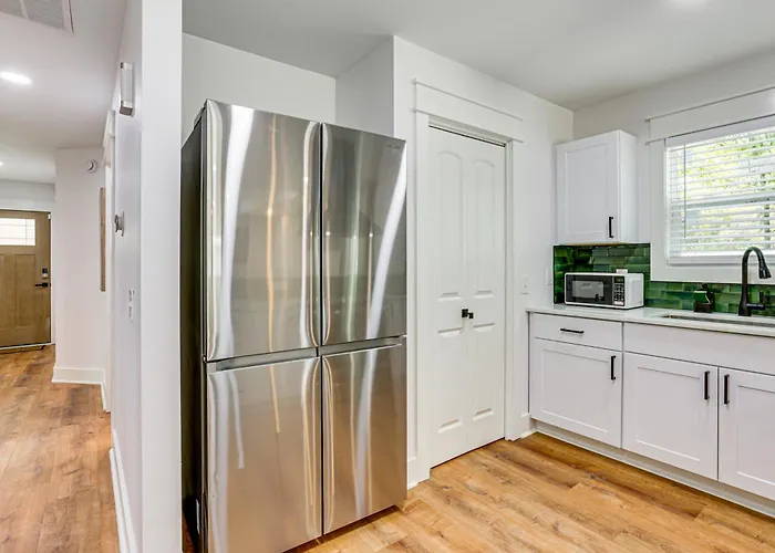 Ferienhaus Gateway To Fsu & Famu! Family-friendly Retreat Tallahassee